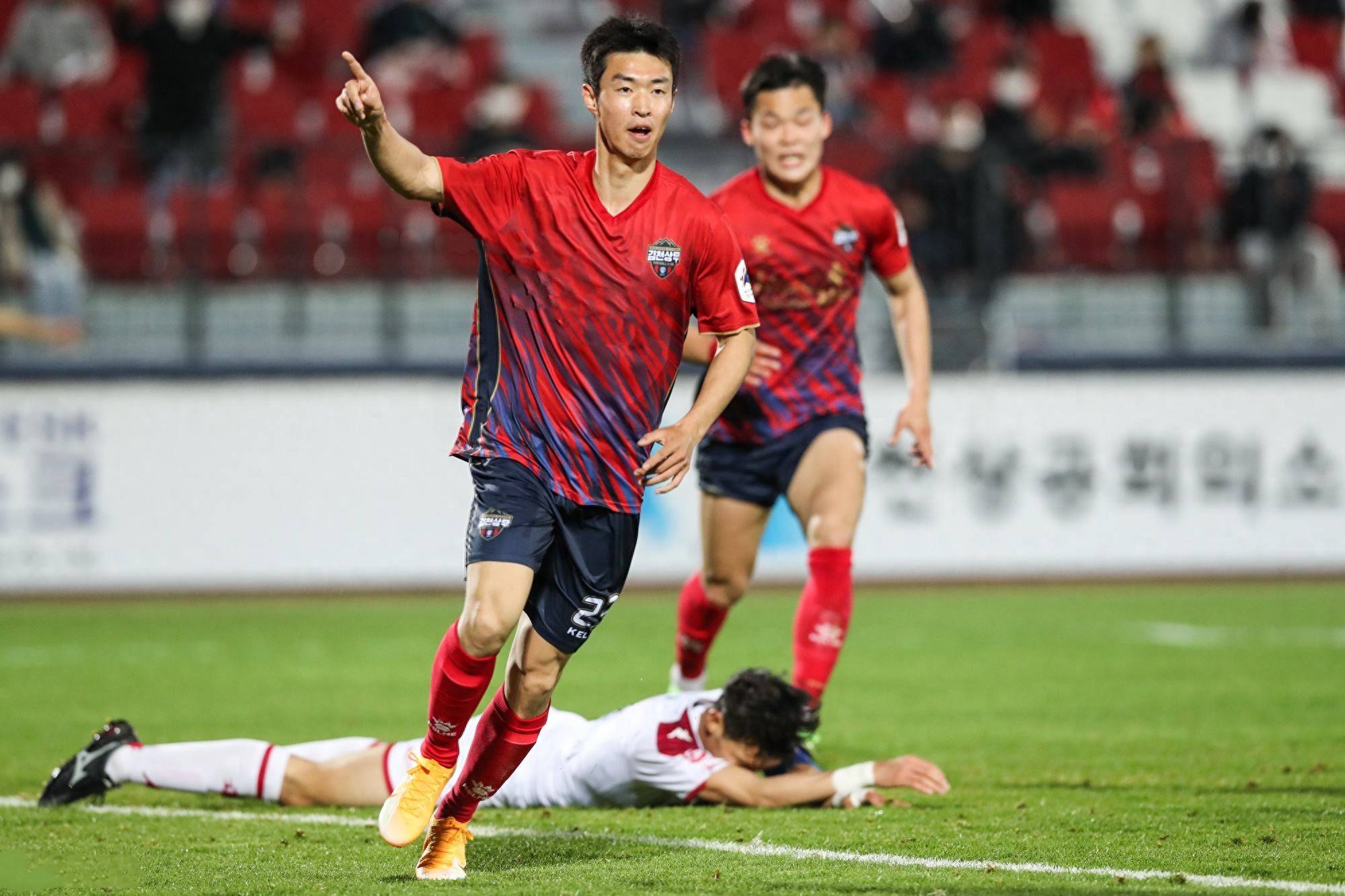 韩职联、欧冠赛事解读：光州FC对阵金泉尚武、里加足校对阵马尔默