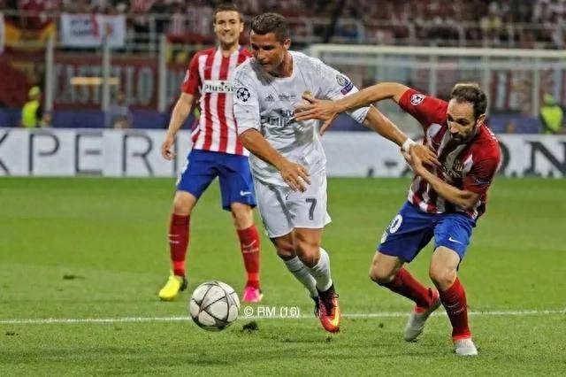 震惊！巴萨进攻失控，亚马尔惹怒球迷，西甲为何失去主控权？